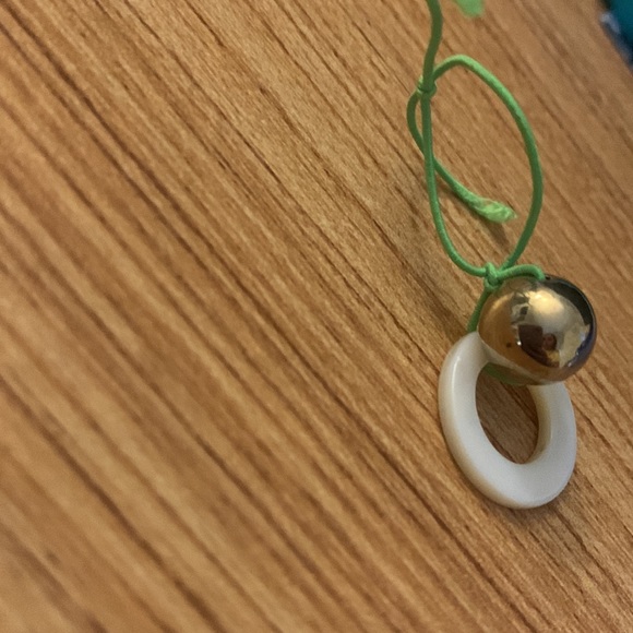 Ring - Picture 3 of 5